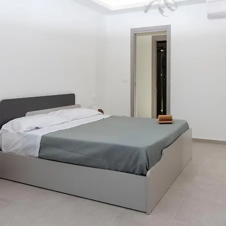 Hz And Bed & Breakfast Torre Forte