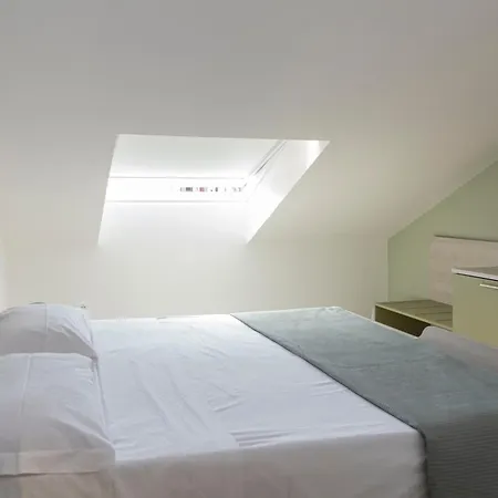 Hz And Bed & Breakfast Torre Forte