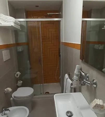 Hz And Frühstückspension *