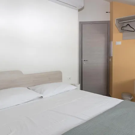 Frühstückspension Hz And *